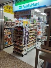 ファミリーマート　名古屋市役所東店