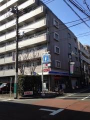 ローソン　東武練馬駅前店