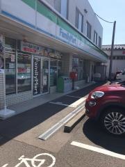 ファミリーマート　新田塚店
