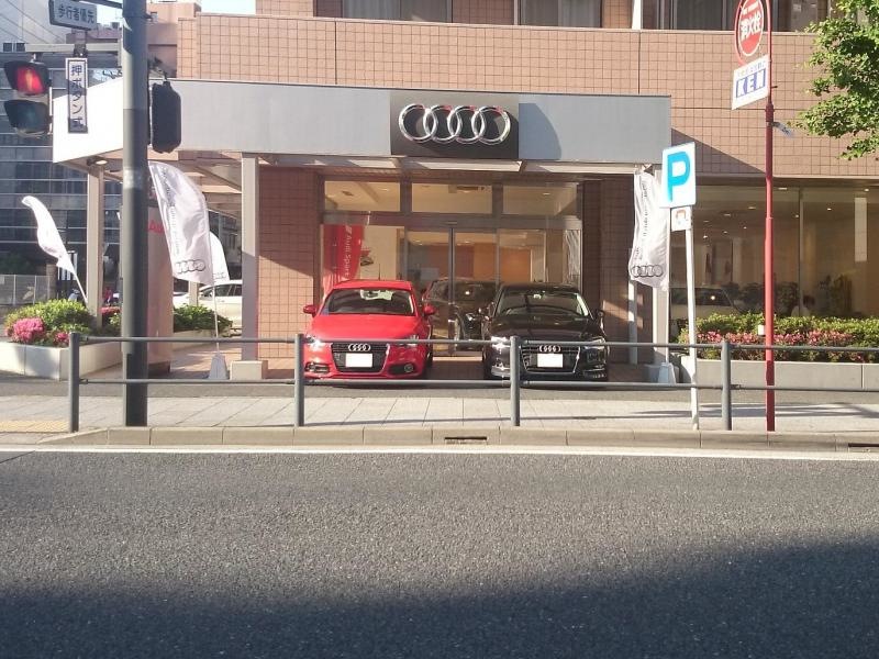 ベイ横浜店外観