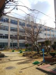 神戸市立鵯台中学校