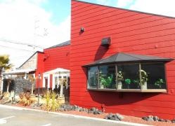 ハワイアンカフェ　　Ｍｏａｎａ　ｃａｆｅ　&　ｇｒｉｌｌ
