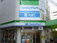 ファミリーマート　大東赤井店