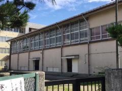 西中田小学校