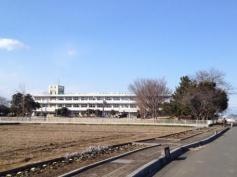 屈巣小学校