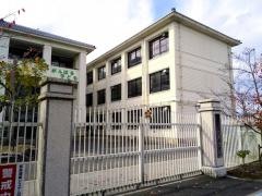 八幡小学校
