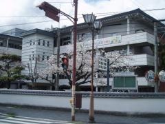 岩国市岩国図書館