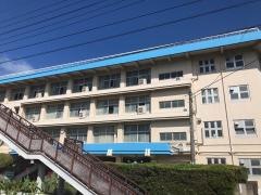 岡田小学校