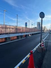 「岸辺南」バス停留所