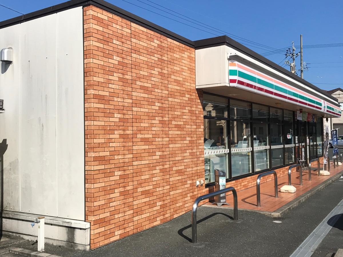 セブンイレブン豊橋三本木町店