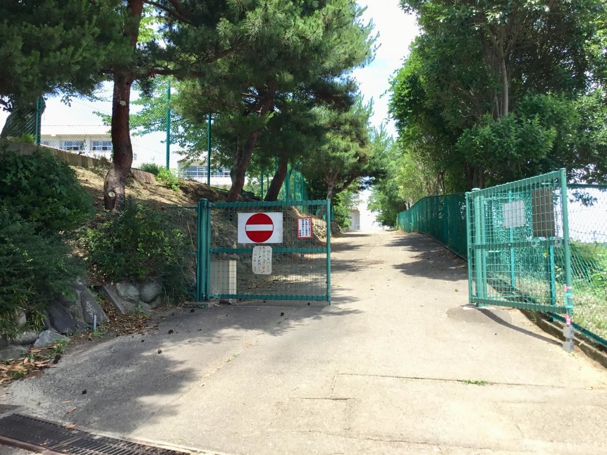 多賀城東小学校です。