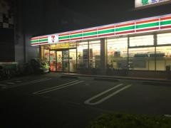 セブンイレブン　千葉稲毛海岸駅前店