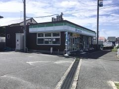 ファミリーマート　上牧桜ヶ丘店