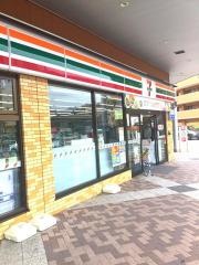 セブンイレブン　広島緑井店