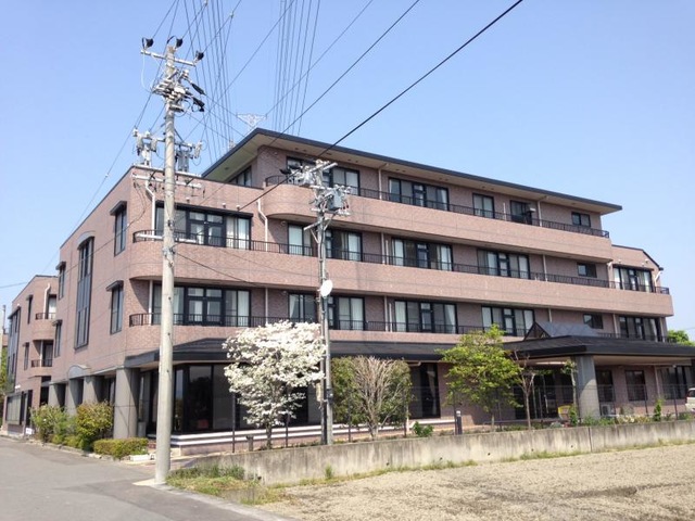 六寿苑 施設外観