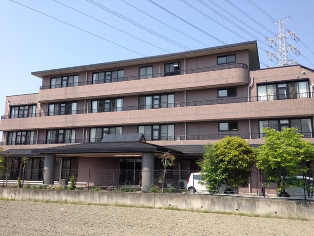 六寿苑 施設外観