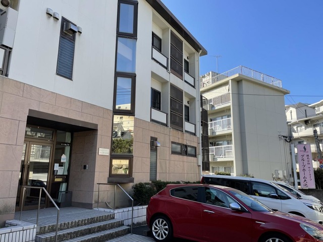大池 施設外観