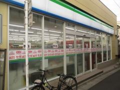 ファミリーマート　伊勢彦鮫洲旧東海道店