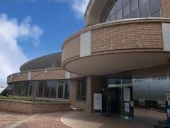 南アルプス市立中央図書館