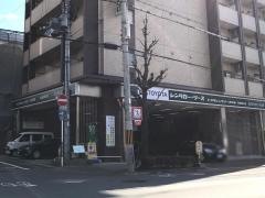 トヨタレンタリース京都河原町店