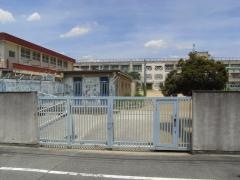 鴻池東小学校