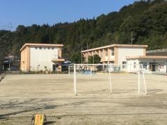 本城小学校