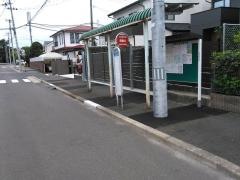 「西勝山」バス停留所