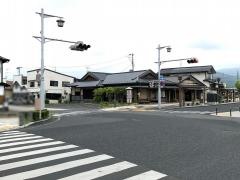 駅前芭蕉館