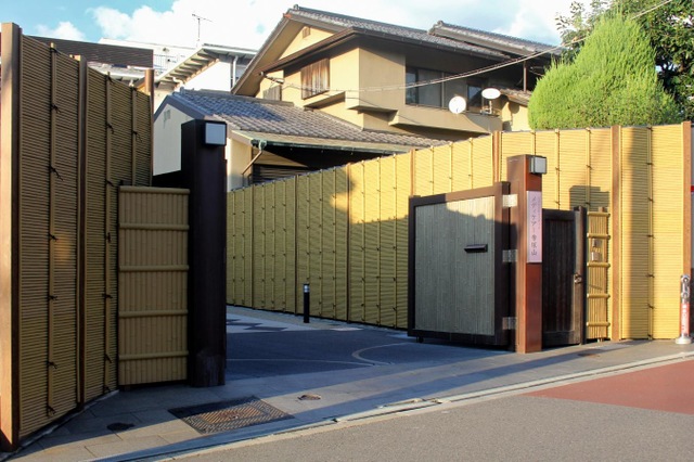 介護付有料老人ホーム　メディケアー帝塚山