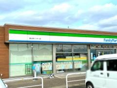 ファミリーマート　富山西インター店