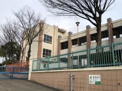 見付小学校