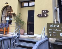 サングラスとカフェＭｉｔｏ