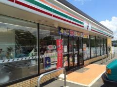 セブンイレブン　鳴沢大田和店