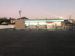 ファミリーマート　犬山羽黒新田店