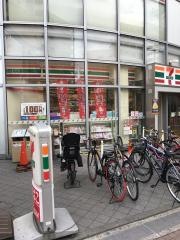 セブンイレブン　新宿落合駅前店
