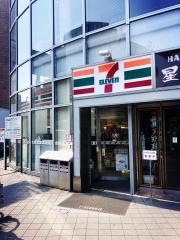 セブンイレブン　新宿落合駅前店