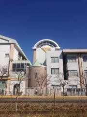 私立さとえ学園小学校