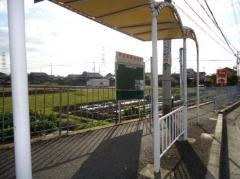 「出屋敷」バス停留所