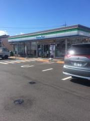 ファミリーマート　昭島小荷田店