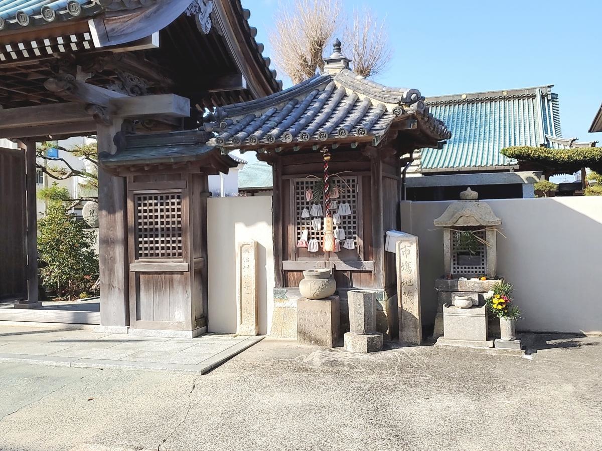 引摂寺