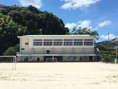 由宇小学校