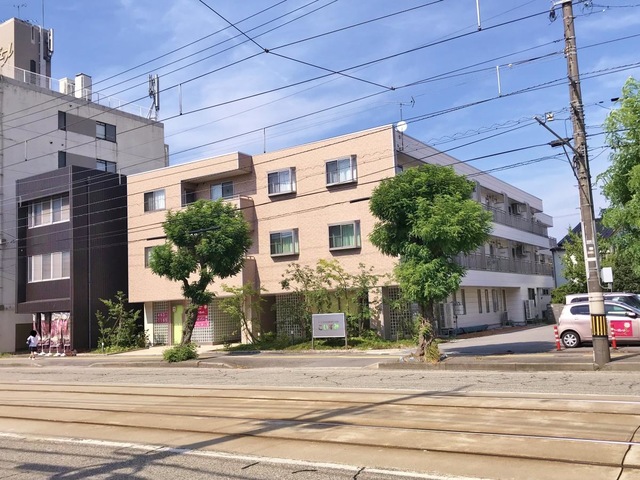 サービス付き高齢者向け住宅　こいずみ