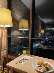 Ｃａｆｅ&Ｒｅｓｔａｕｒａｎｔ　Ｔｅｂｏｏｏ