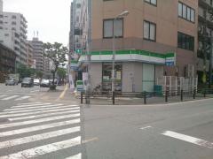 ファミリーマート　中央平尾２丁目店