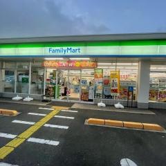 ファミリーマート　米子港前店