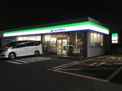 ファミリーマート　仙台岩切店