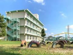 大手小学校