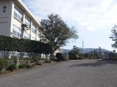 荻谷小学校
