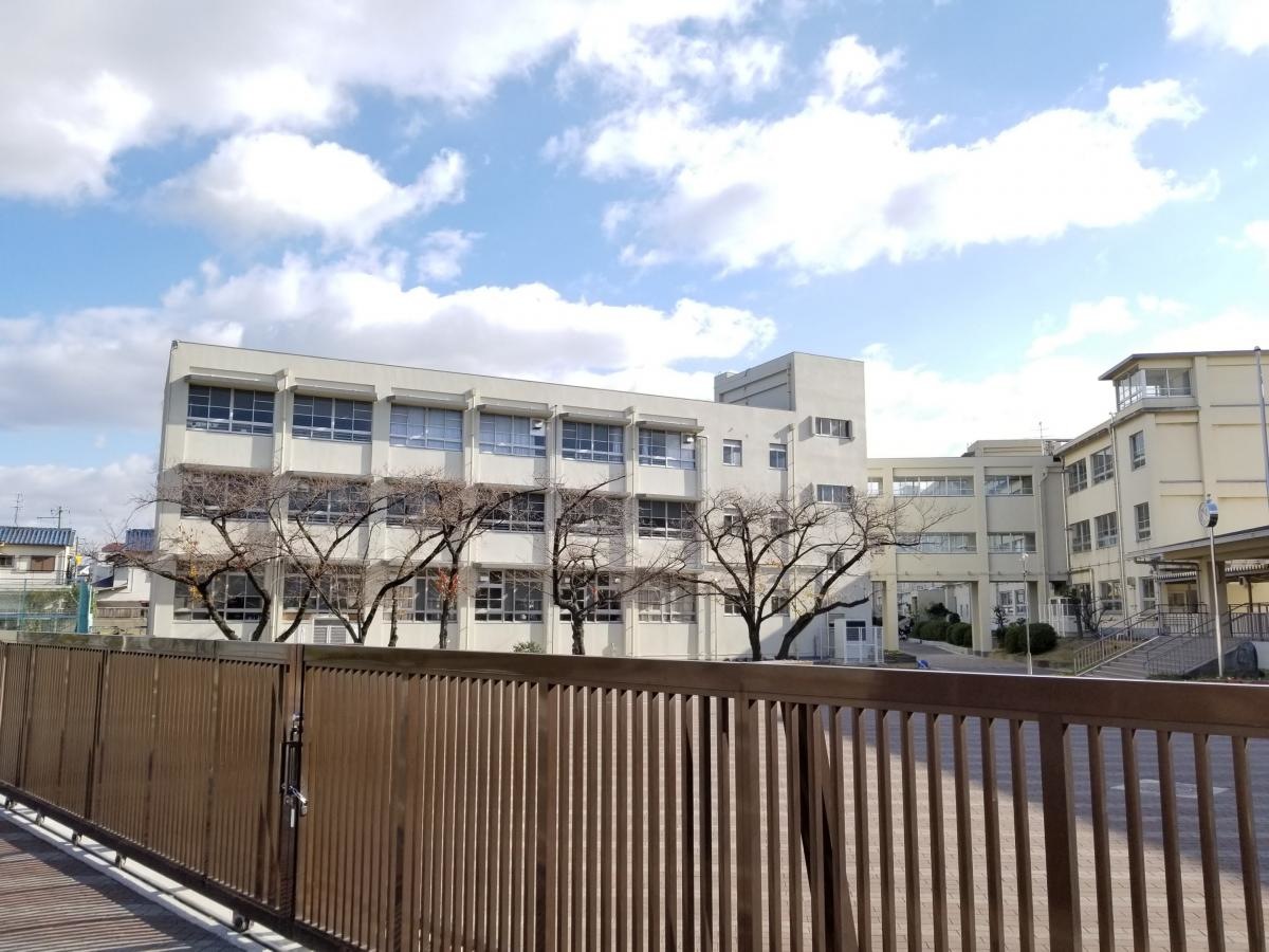上野芝中学校