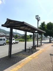 「黒井駅」バス停留所